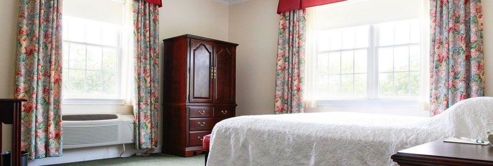 The Williams Inn ويليامزتاون المظهر الخارجي الصورة