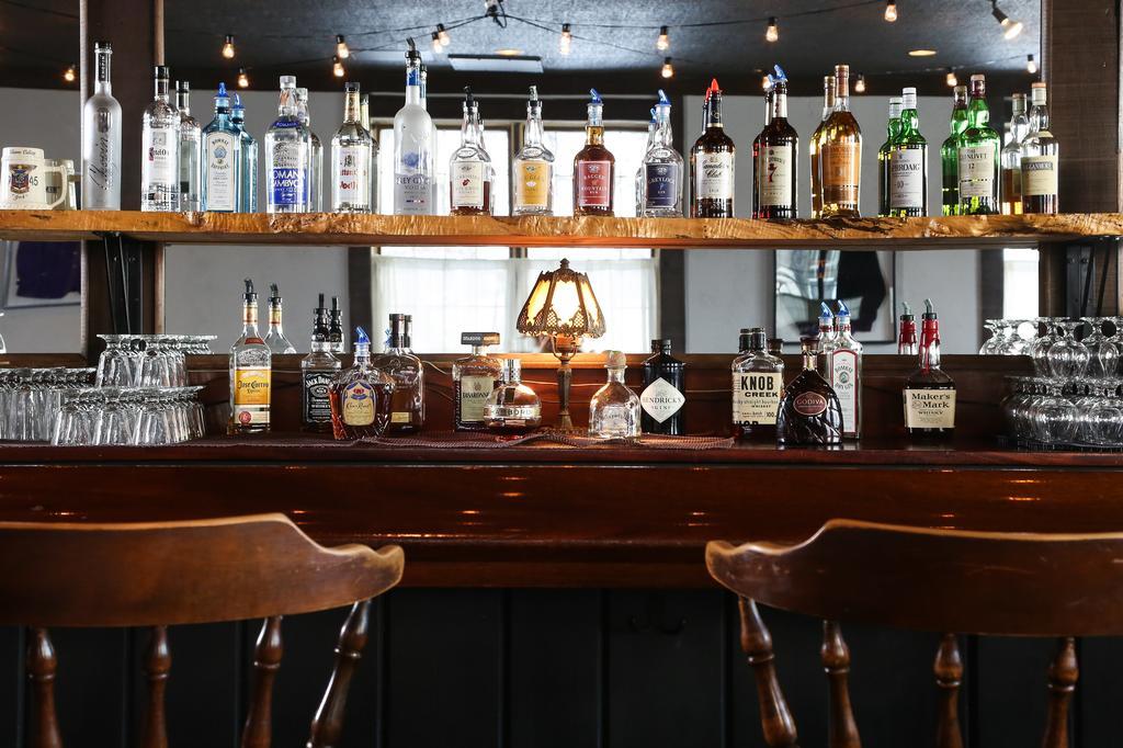 The Williams Inn ويليامزتاون المظهر الخارجي الصورة